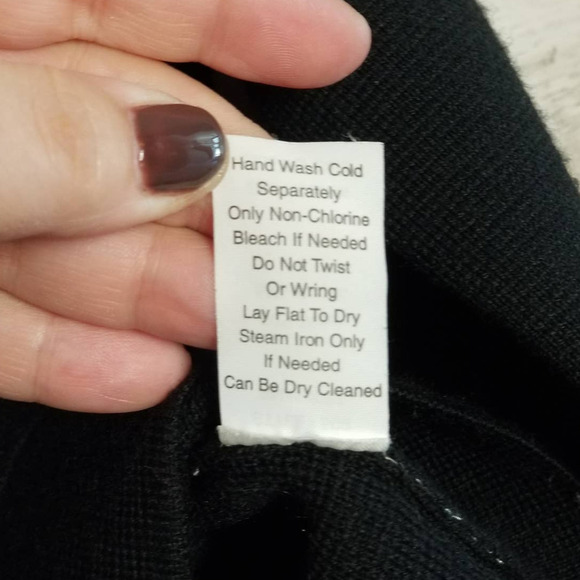 Cabi Jackie Cardigan Size Sm Button Front Knit Cropped Sweater Black Wool Blend - Picture 6 of 7